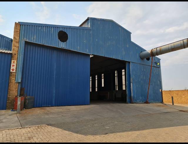 1,000M² WAREHOUSE TO LET IN WADEVILLE